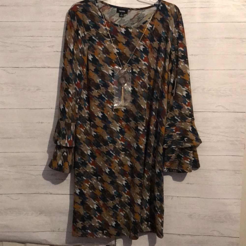Tacera Multicolor Dress with necklace NWT Sz L